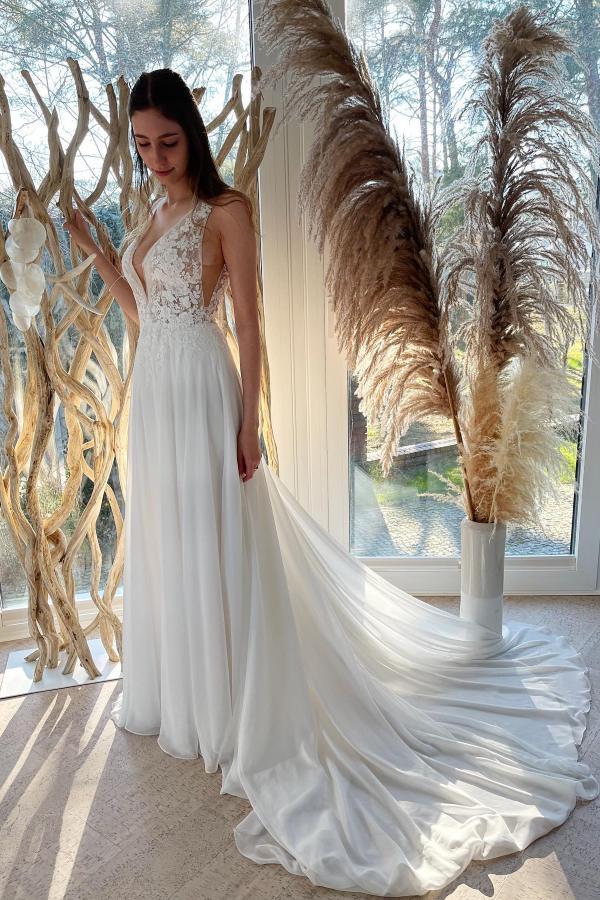 Simple White Chiffon Backless A-Line Beach Wedding Dresses With Lace