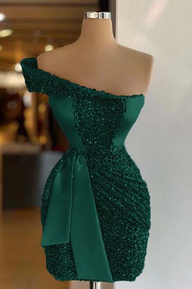 Sleeveless One Shoulder Short Sequins Homecoming Dress Pleated With Belt