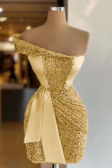 Sleeveless One Shoulder Short Sequins Homecoming Dress Pleated With Belt