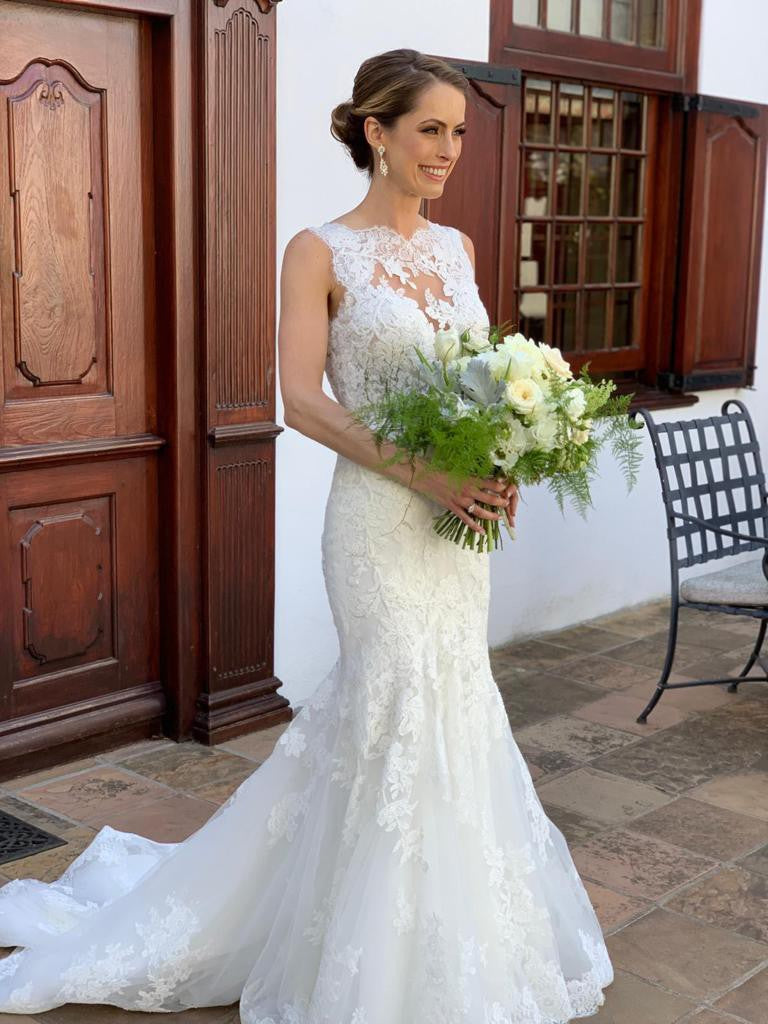 Sleeveless Strap Lace Appliques Bridal Gowns | Elegant Mermaid Wedding Dresses