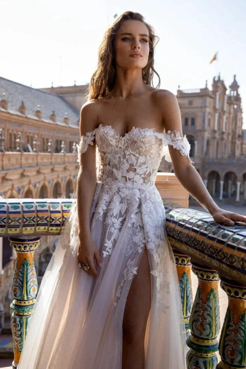 Boho Tull Wedding Dresses Off the Shoulder Lace Appliques A Line Beach Bridal Gown Sexy High Split Wedding Gowns (ZD13565)