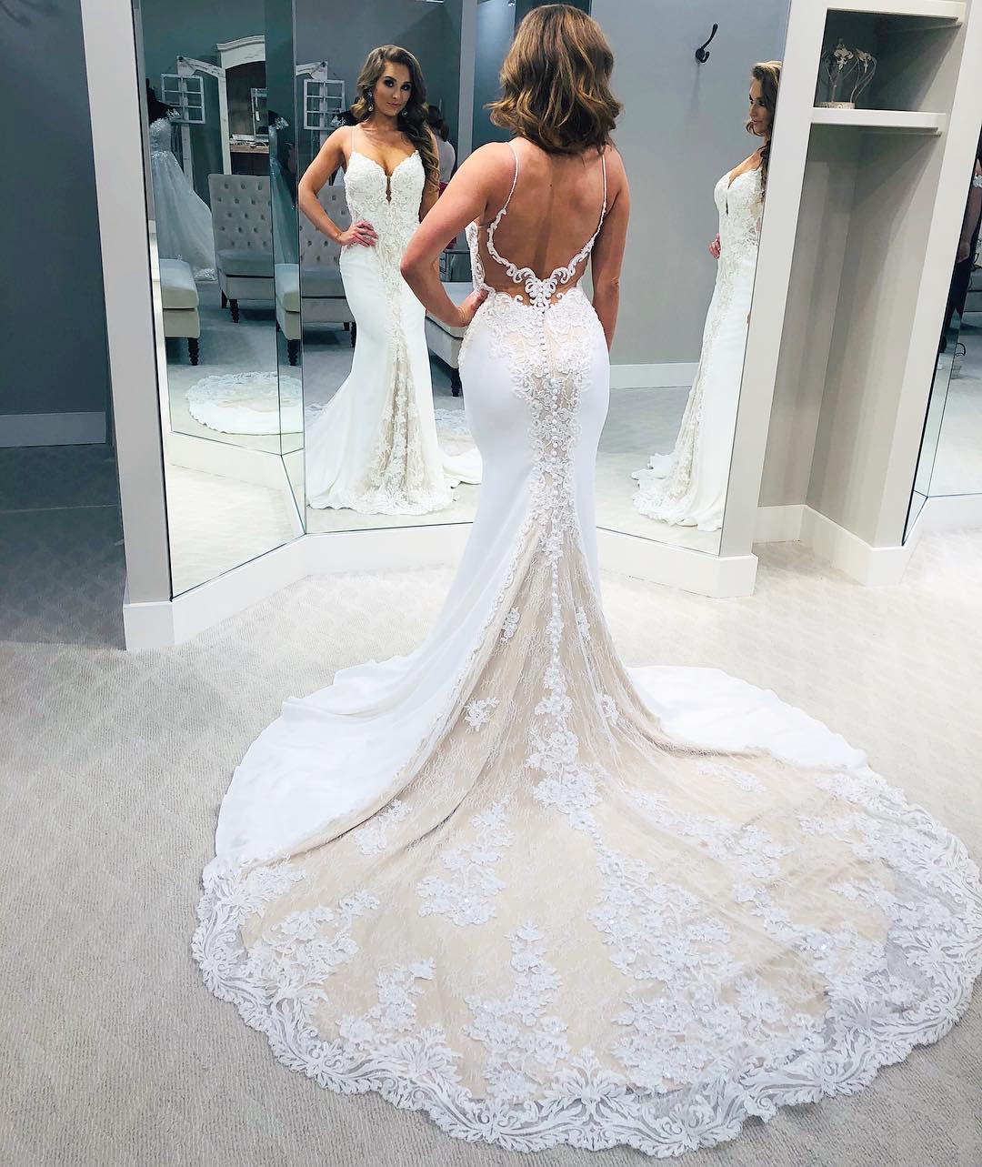 Spaghetti Straps Appliques Wedding Dresses | Sexy Lace Mermaid Backless Bridal Gowns