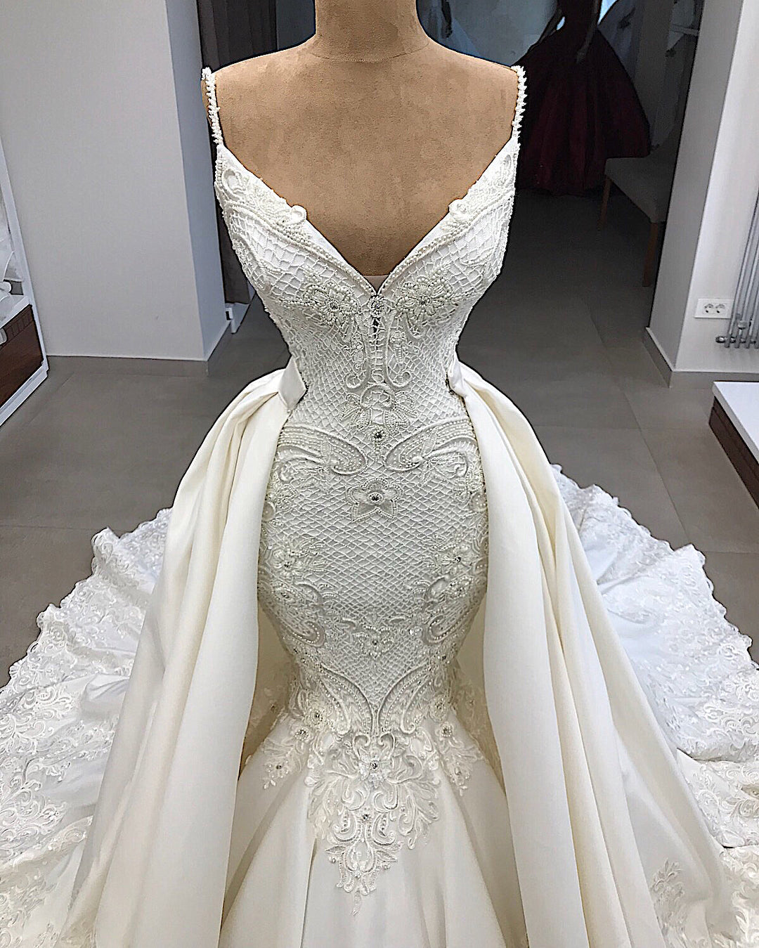 Spaghetti Straps Lace Mermaid Wedding Dresses Overskirt |  Appliques Detachable Satin Backless Bridal Gowns  BC0776