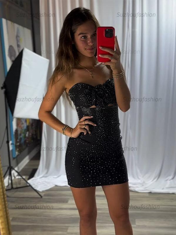 Suzhoufashion Sparkly Bodycon Strapless Short Homecoming Dress with Beading
