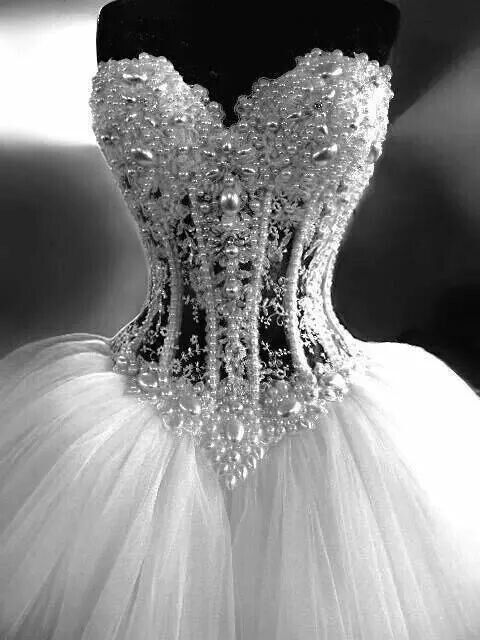 Sparkly Crystal Ball Gown Corset Wedding Dress with Beadings Sweetheart Tulle Princess Bridal Gown