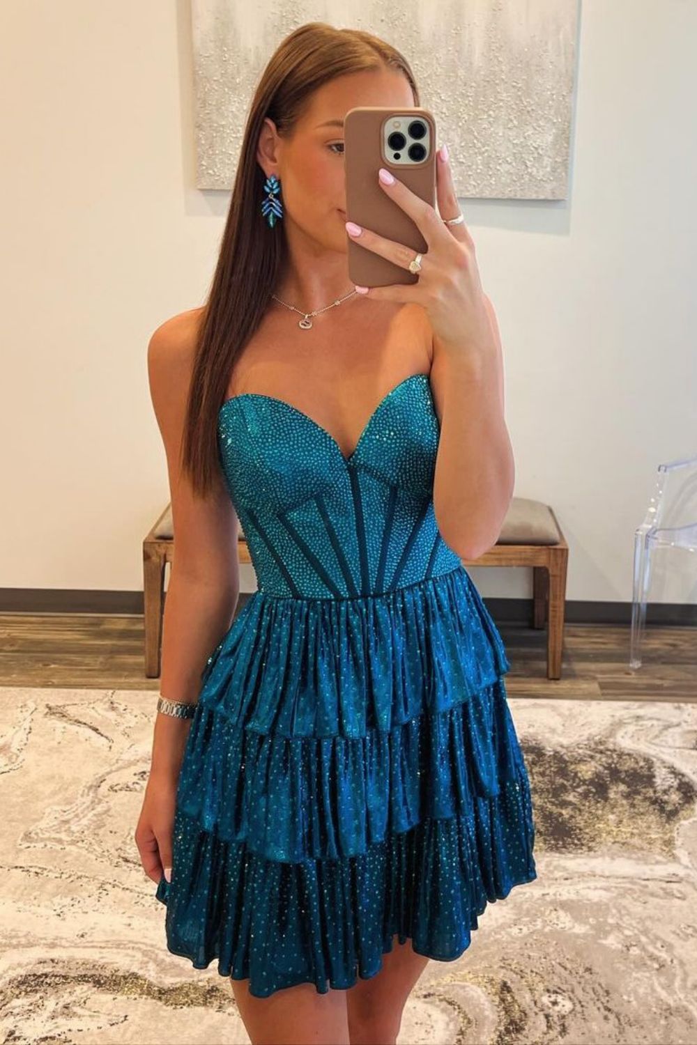 Sparkly Goegeous Sweetheart Short A-Line Tiered Beaded Homecoming Dress