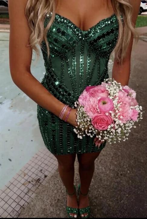Sparkly Sheath Sweetheart Pink Short Homecoming Dress with Beading