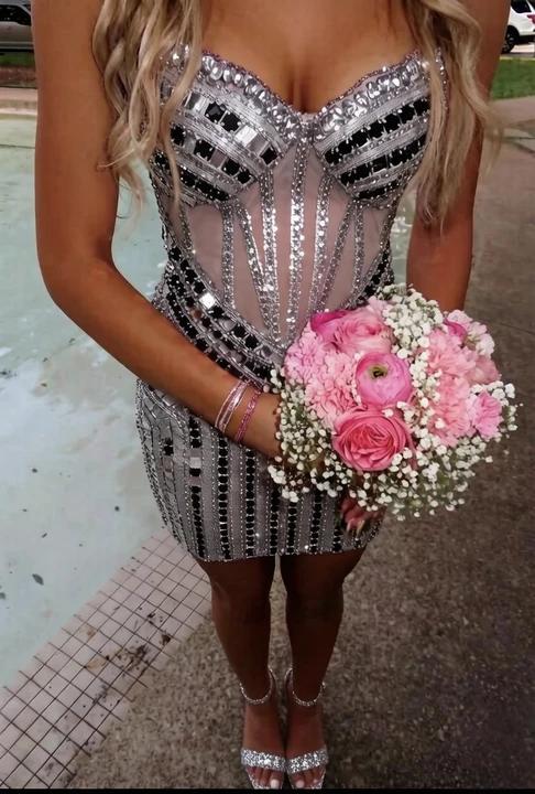 Sparkly Sheath Sweetheart Pink Short Homecoming Dress with Beading