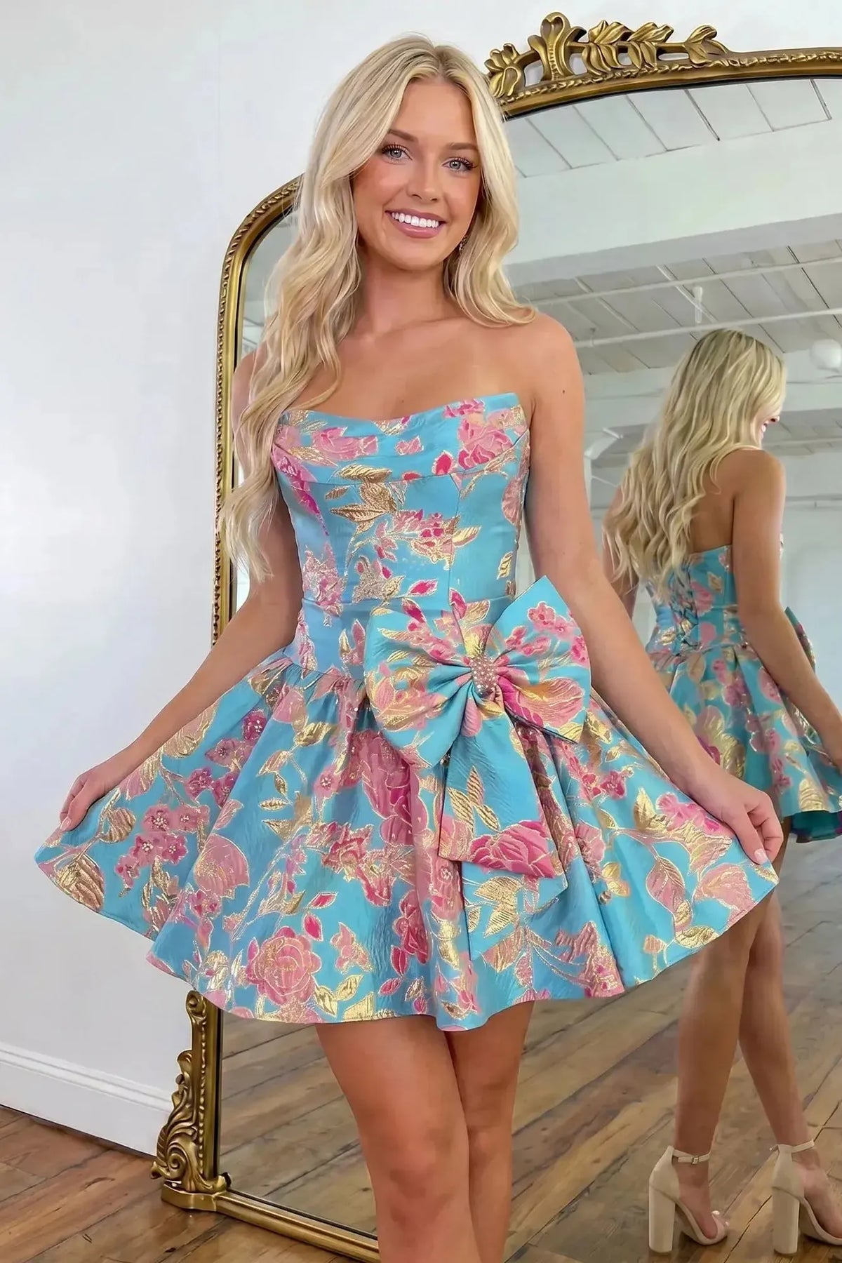 Suzhoufashion Strapless Floral Gold Jacquard A-Line Short Dress with Statement Bow Homecoming Dresses