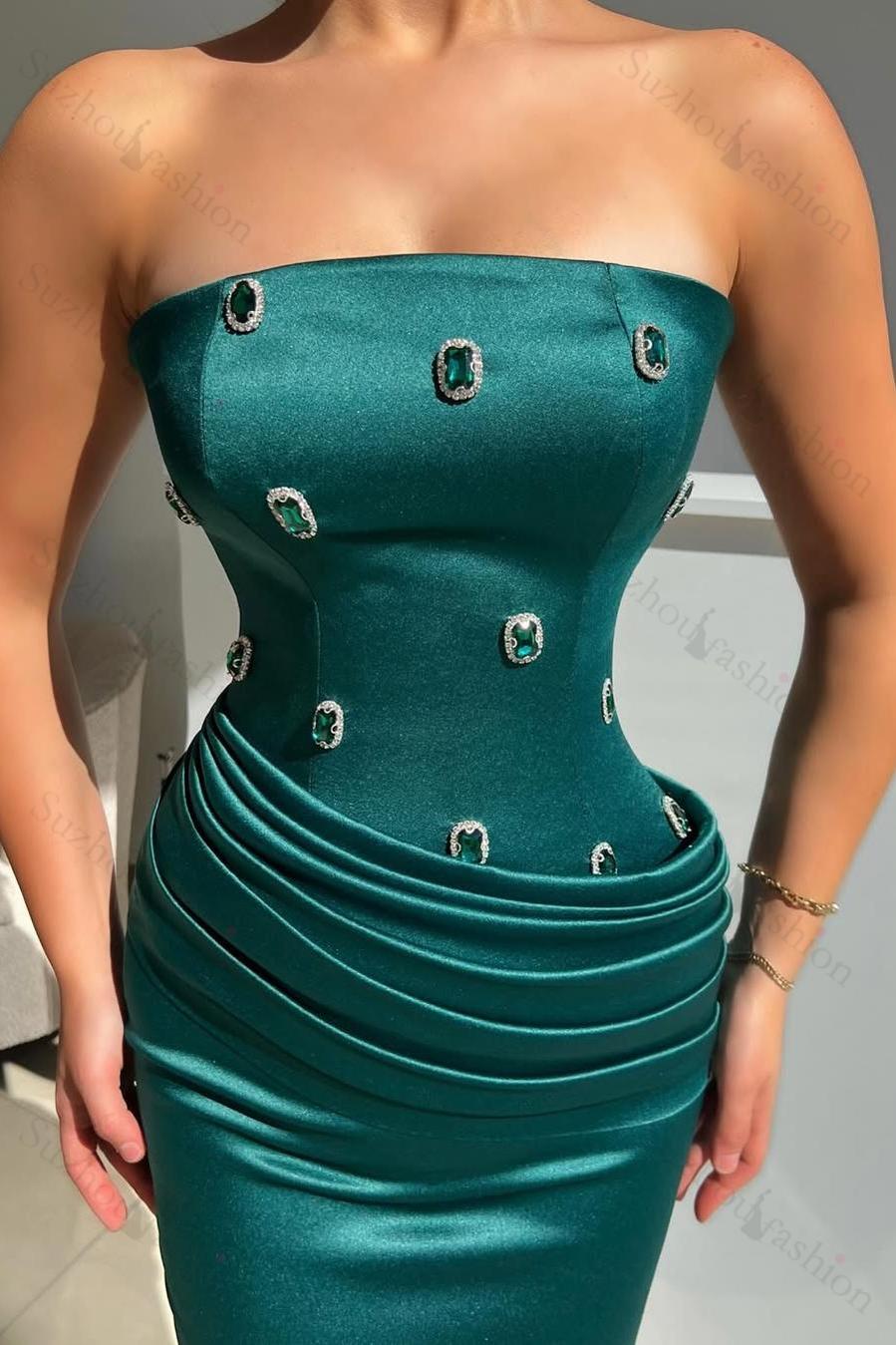 Strapless Sleeveless Mermaid Long Evening Formal Dress With Pleated Beading
