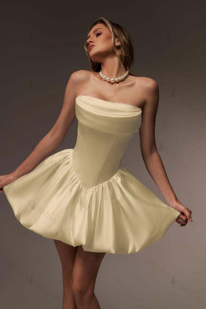 Strapless Sleeveless Short A Line Homecoming Dress With Pleated