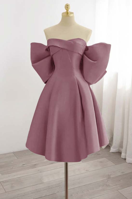Strapless Sleeveless Short Homecoming Dress With Bowknot Pleated