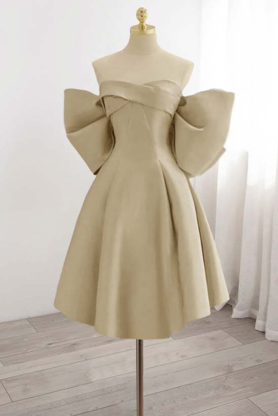Strapless Sleeveless Short Homecoming Dress With Bowknot Pleated