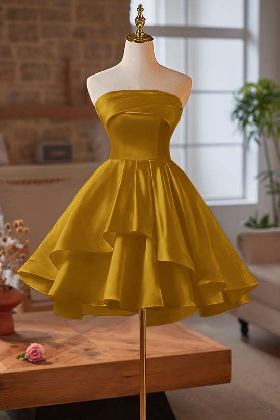 Strapless Sleeveless Short Homecoming Dress With Ruffles Pleated