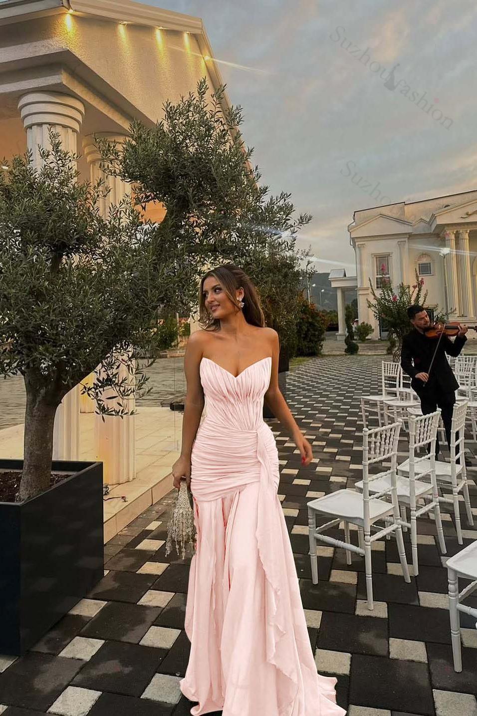 Strapless V Neck Sleeveless Long Evening Formal Dress With Pleated Ruffle