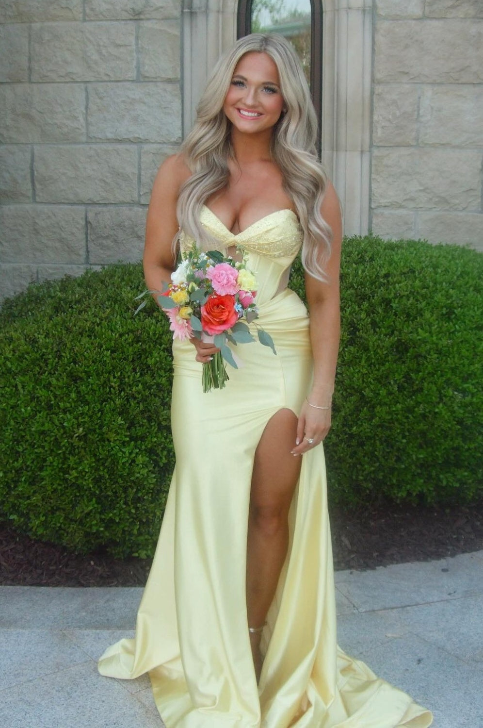 Stunning Mermaid Sweetheart Yellow Long Prom Dress with Beading - View 4 | VelvetHem