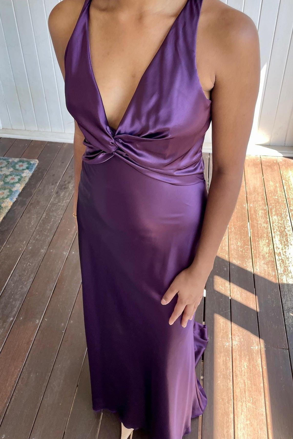 Suzhoufashion Stylish Sheath V Neck Green Long Party Dress With Open Back Bowknot Formal Evening Gown