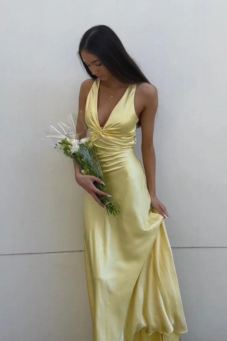Suzhoufashion Stylish Sheath V Neck Green Long Party Dress With Open Back Bowknot Formal Evening Gown
