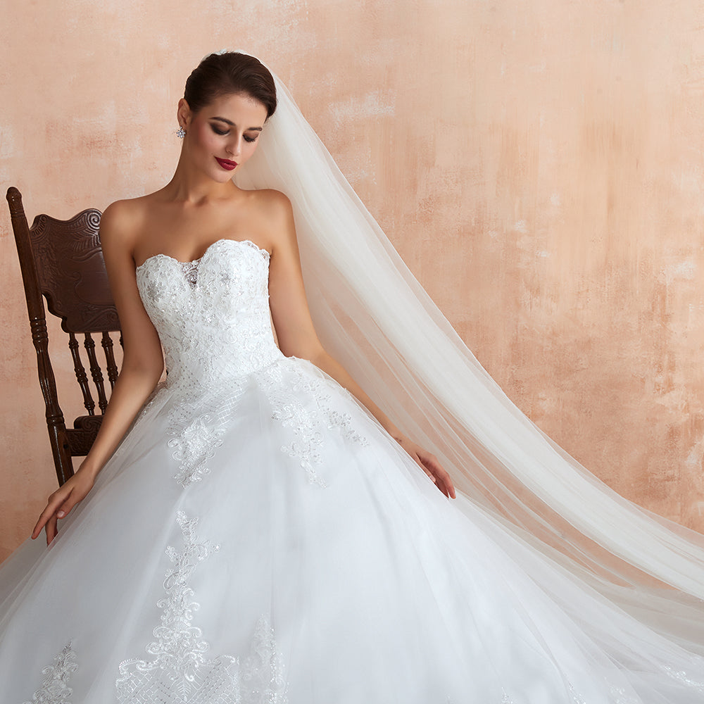 Stylish Strapless White Lace Affordable Wedding Dress with Low Back