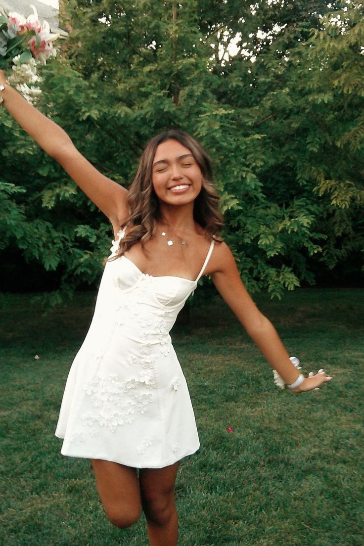 Stylish A Line Spaghetti Straps White Short Homecoming Dress with Appliques