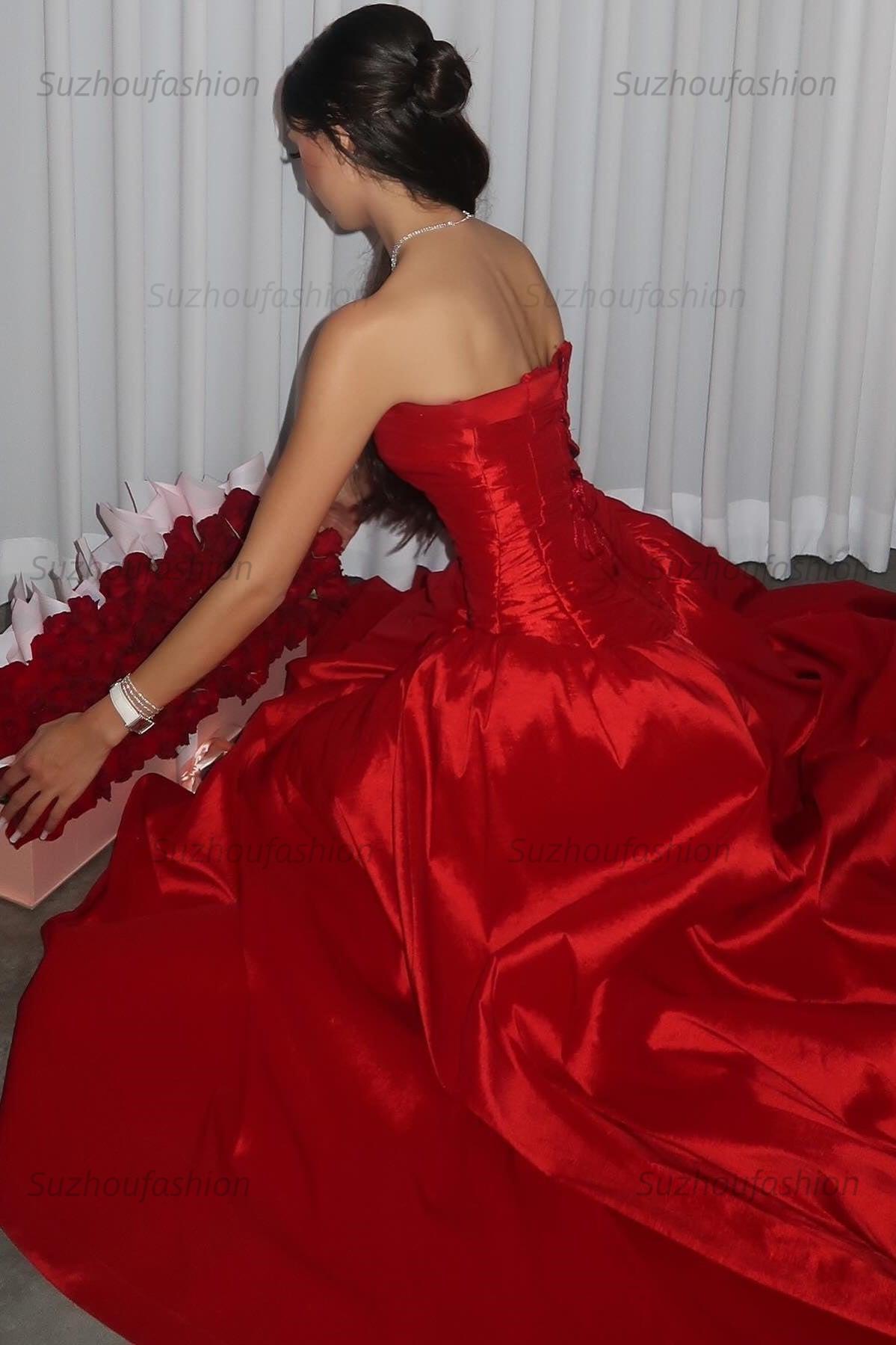 Suzhoufashion Beauty A Line Strapless Red Satin Long Prom Dress With Ruched Formal Evening Gown