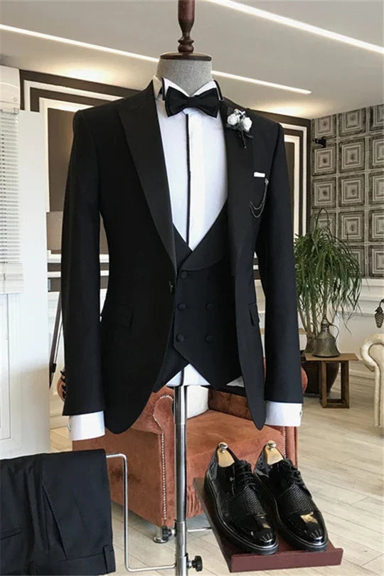 Suzhoufashion Black Three Pieces Peaked Lapel Wedding Groom Suits