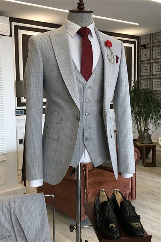 Suzhoufashion Light Grey Striped Three Pieces Prom Men Suits