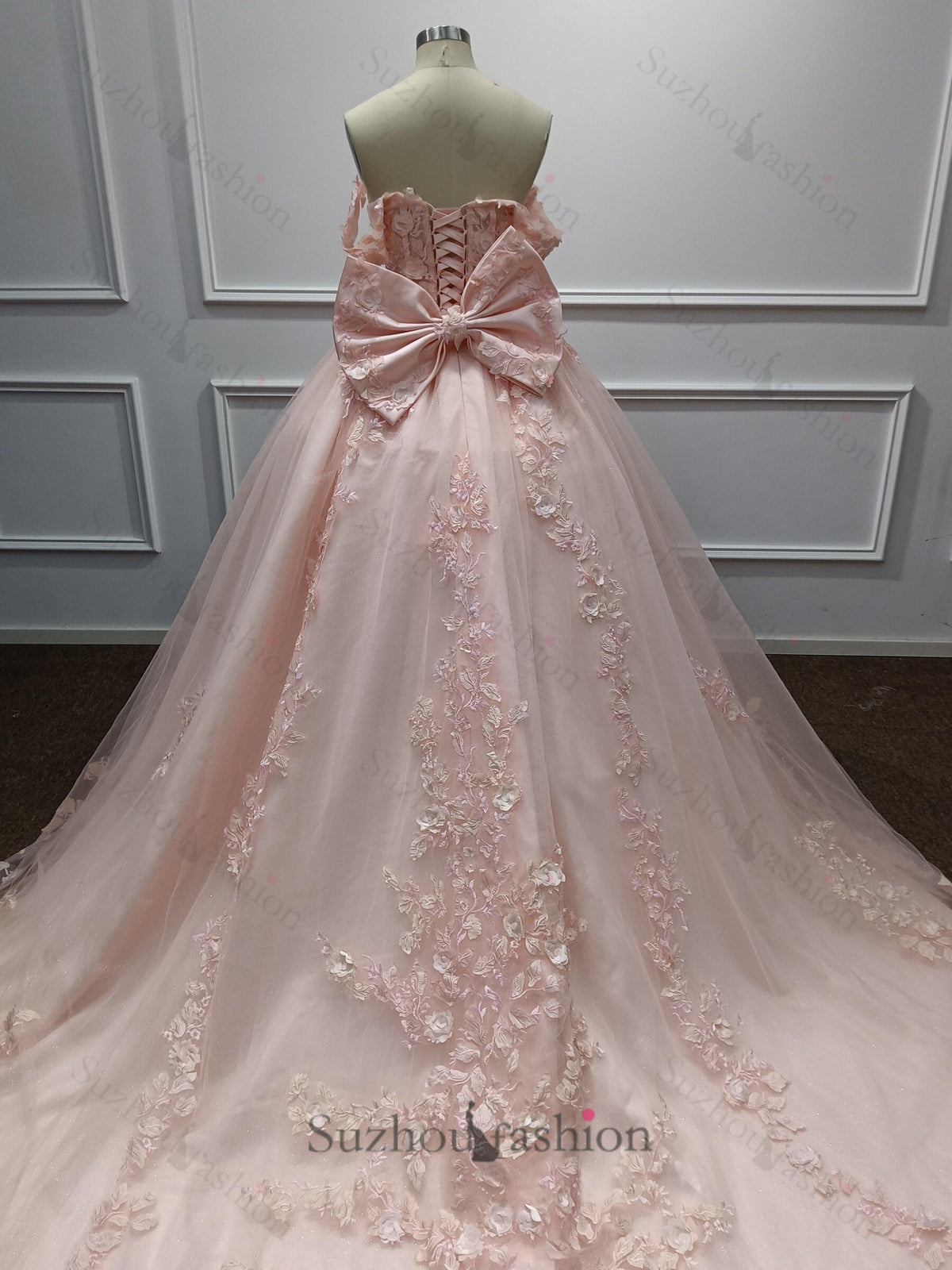 Suzhoufashion Pink Quinceanera Dress Lace Appliques Ball Gown Off the Shoulder Sweet 16 Dress