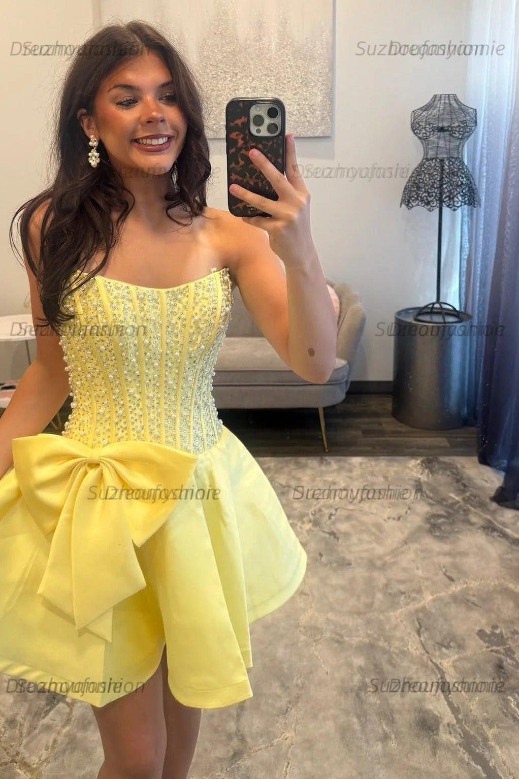 Suzhoufashion Strapless Beaded Homecoming Dress A Line Sleeveless Short Party Dress with Bowknot