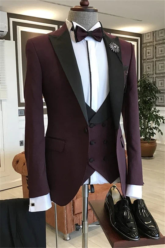 Suzhoufashion Three Piecess Peaked Lapel One Button Wedding Groom Suits