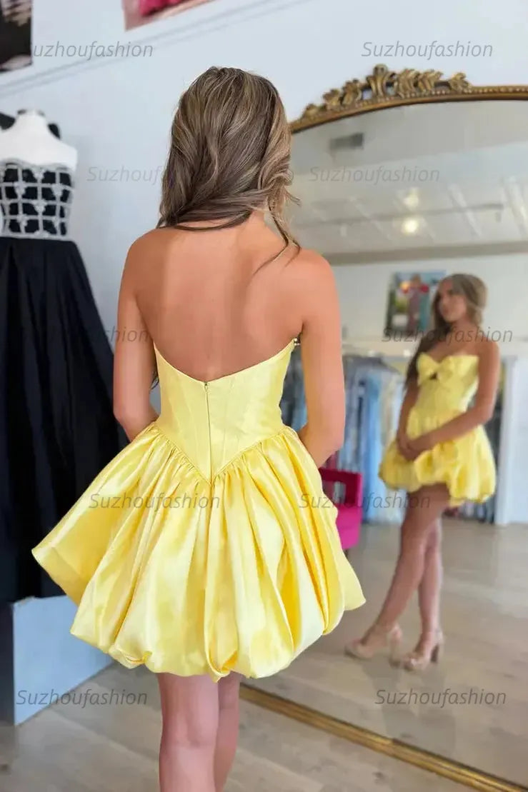 Suzhoufashion Sweetheart Ball Gown Homecoming Dress Corset Mini Cocktail Dress with Bowknot