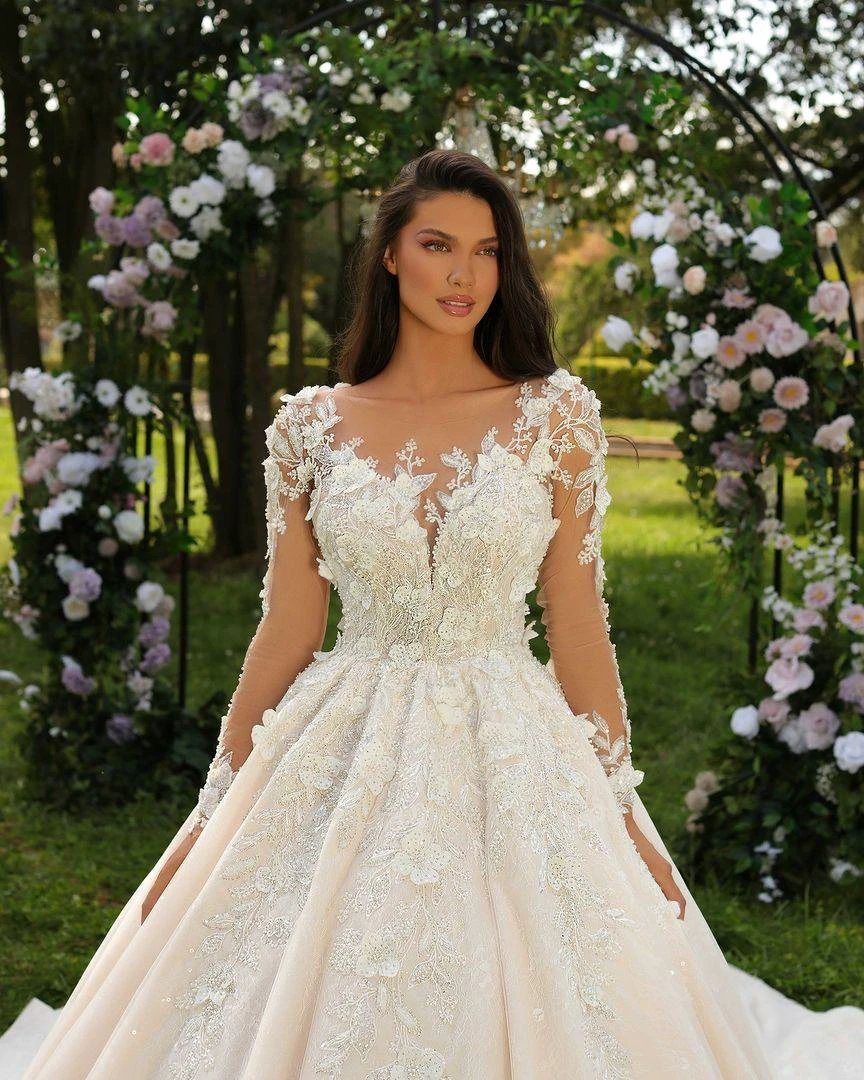 Sweetheart Long Ivory Princess Long Sleeves Appliques Wedding Dress With Train (ZD15659)