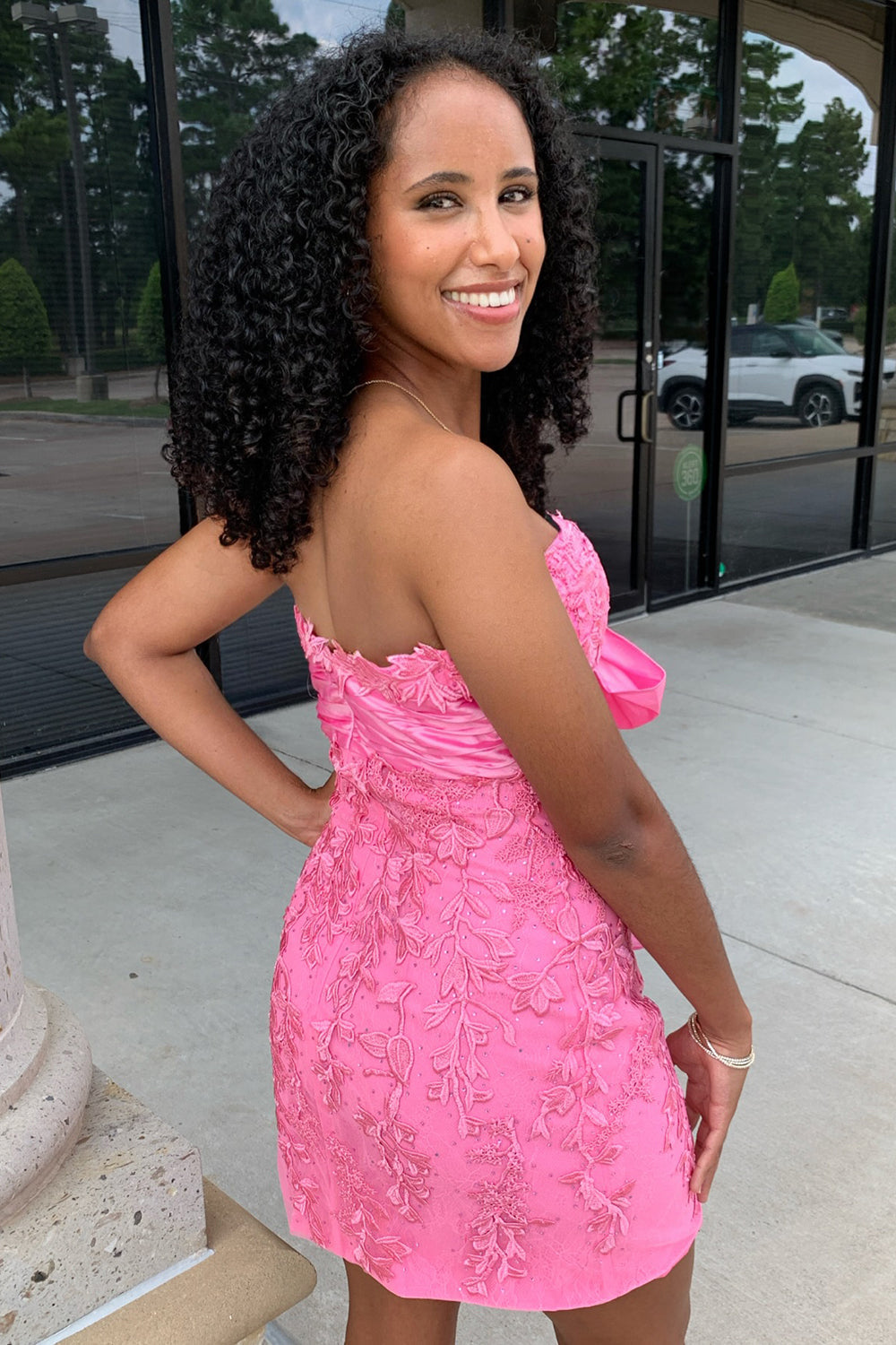 Sweetheart Pink Homecoming Dresses Bodycon Short Cocktail Dresses with Appliques