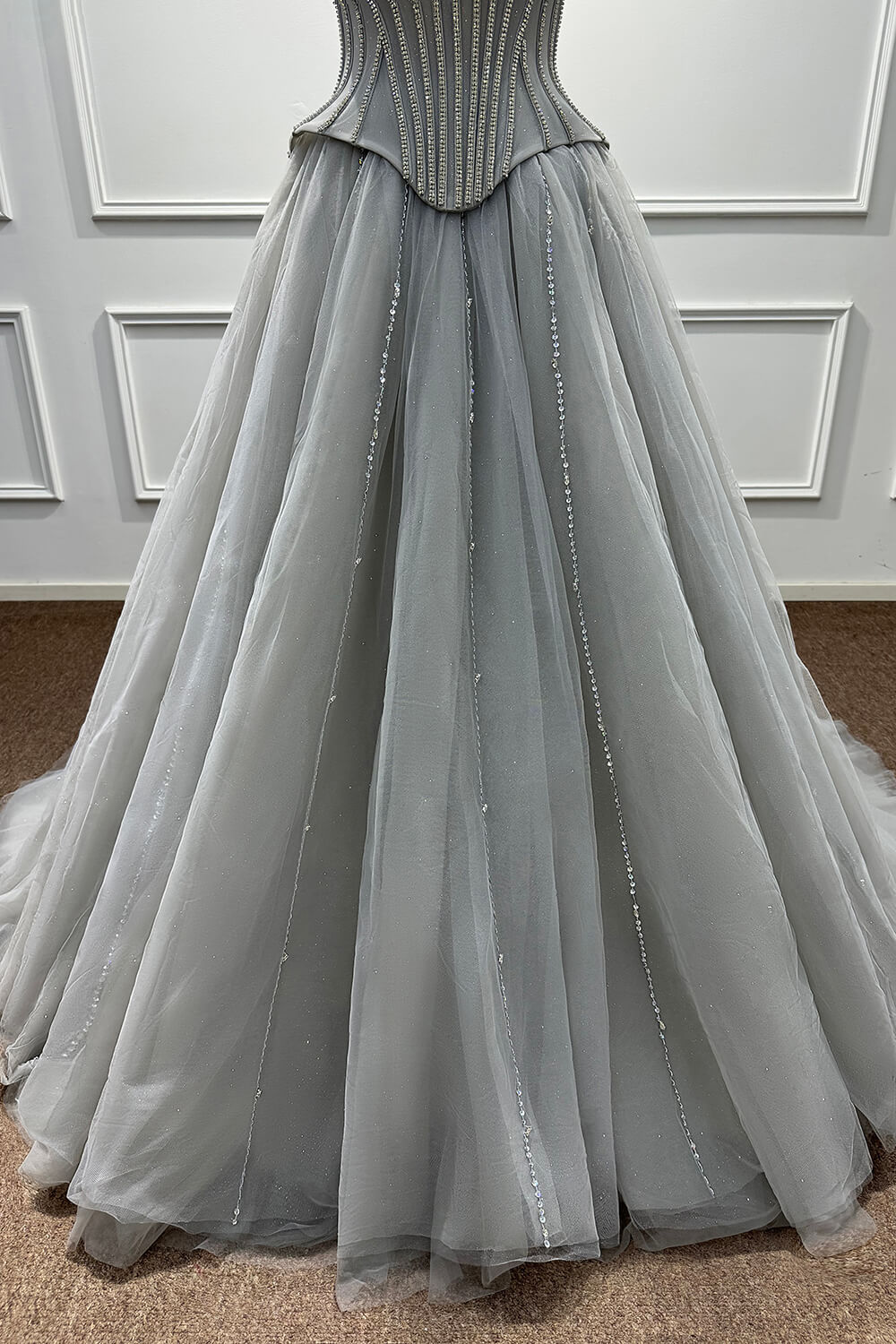 Grey Corset Dress A Line Sweetheart Tulle Prom Dress with Beadings and Rhinestones