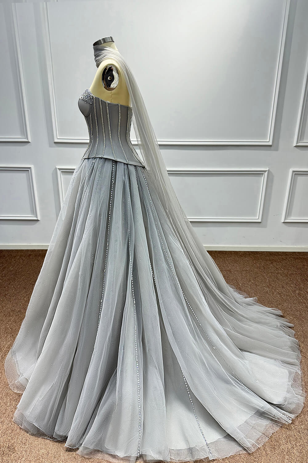 Grey Corset Dress A Line Sweetheart Tulle Prom Dress with Beadings and Rhinestones