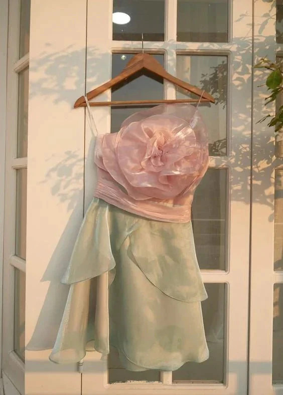 Chic Flower Design Short Homecoming Dress Mini Dress Beach Dress Y2000 by simplepromdress