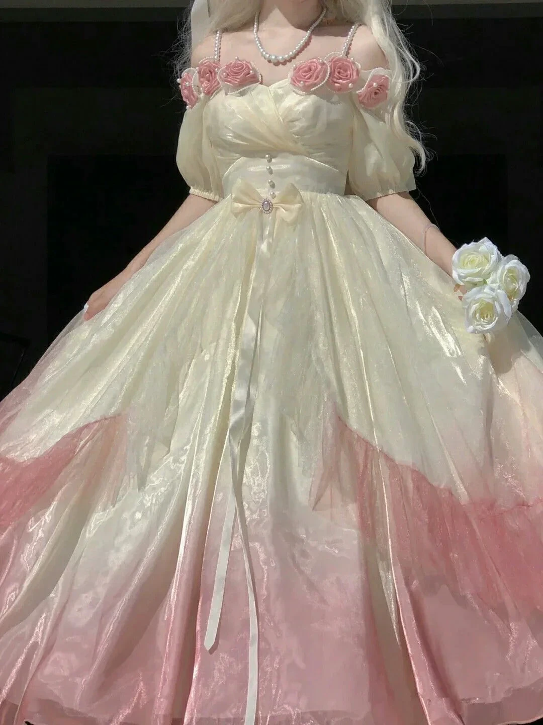 Roses Flowers Masquerade Prom Dress Champagne Pink Gradient Floral Wedding Dress Vintage Princess Dress with Pearls (ZD13630)