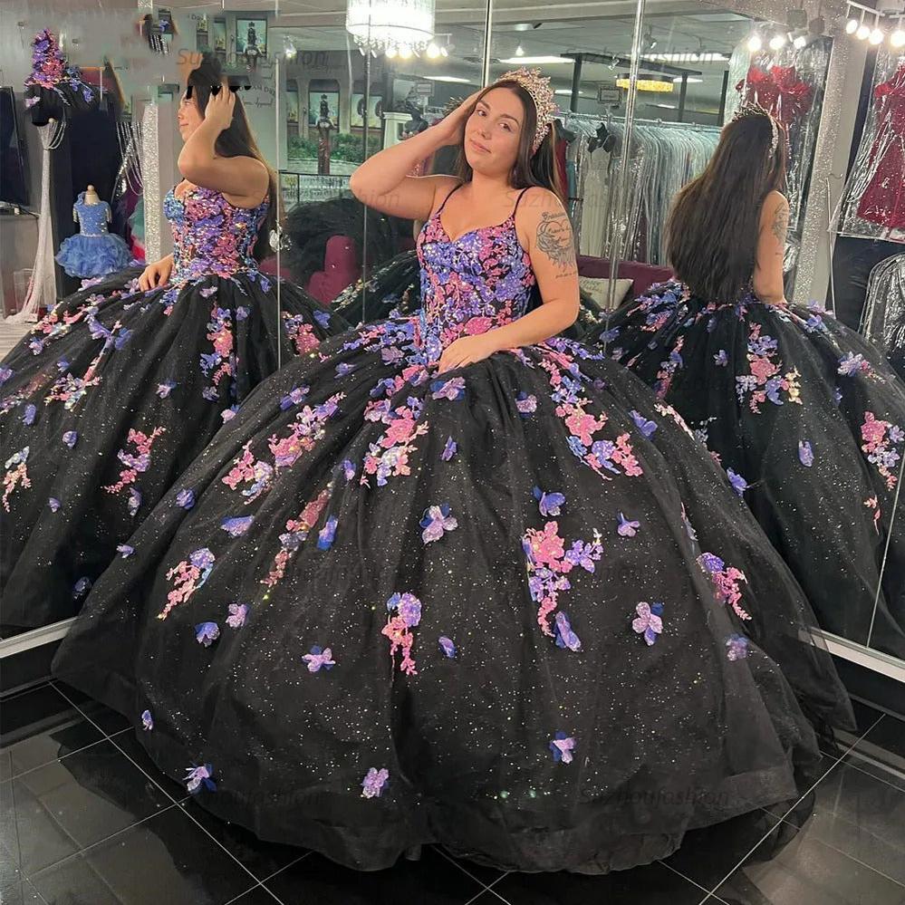 Unique Ball Gown Sweetheart Neck Spaghetti Straps 3D Floral Lace Appliques Beaded Black Tulle Quinceanera Dress Birthday Party Gown For Sweet 16