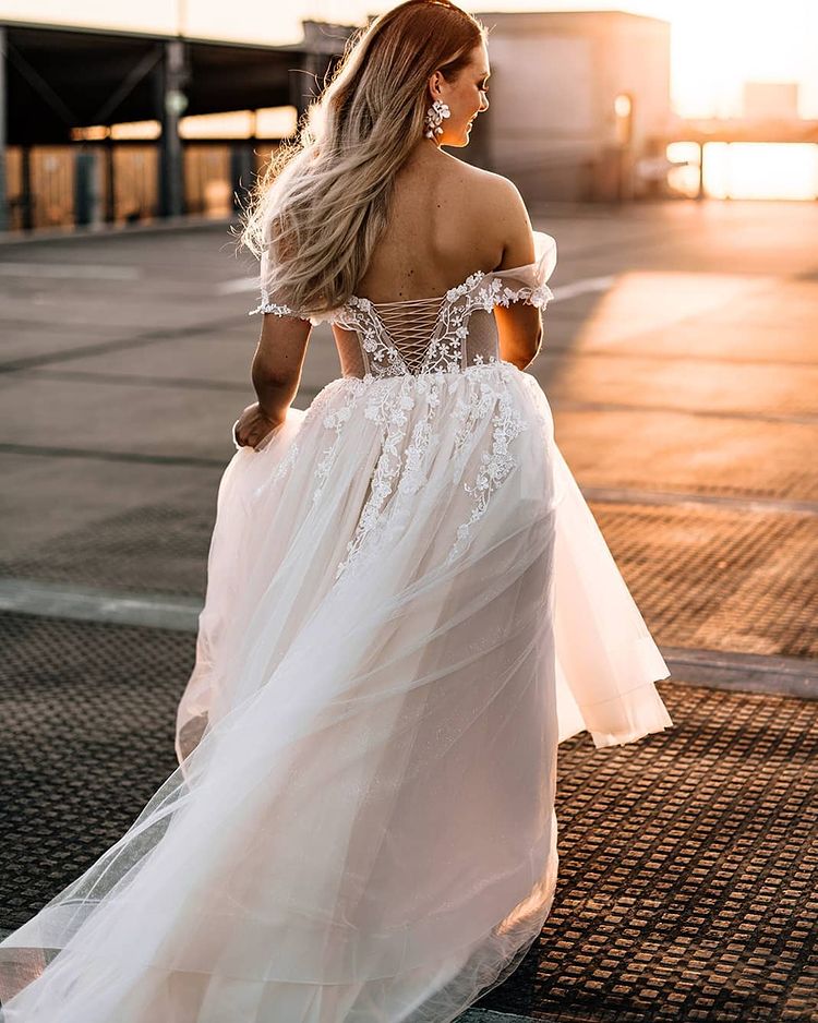Unique Off-the-shoulder Sleeveless Empire Beach Wedding Dress with Lace