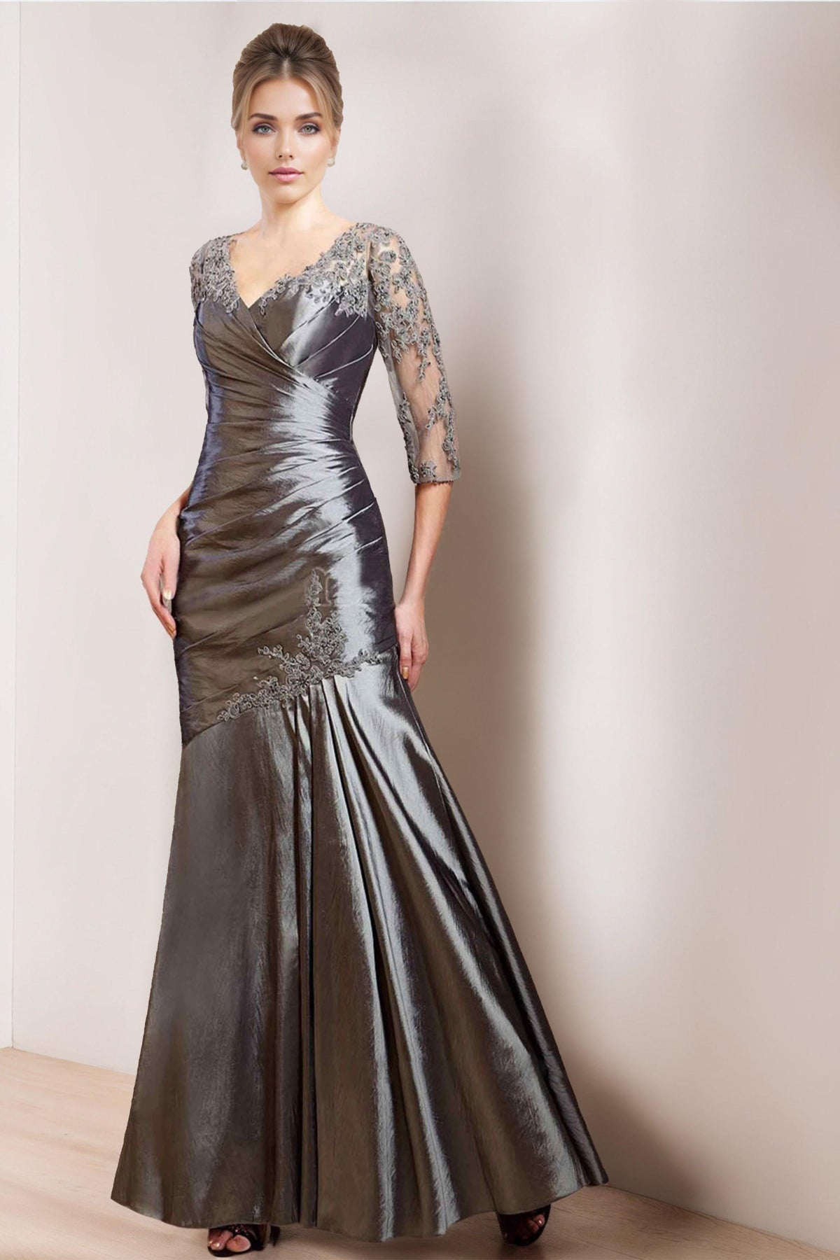 Unique V Neck Trumpet Mermaid Mother of the Bride Dress with 3/4 Sleeves Long Design Appliques & Ruching