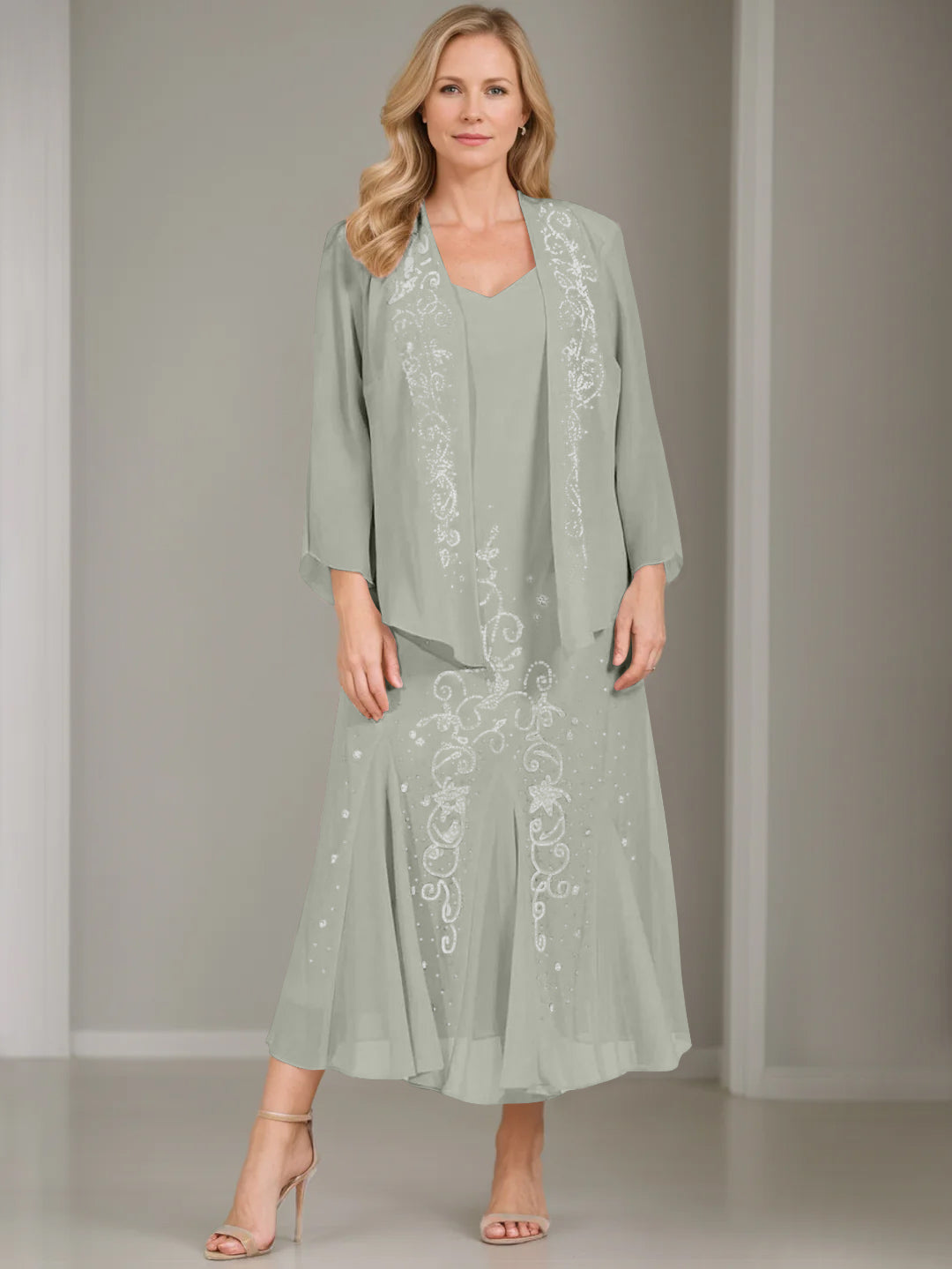 V Neck A Line Two Piece Plus Size Mother of the Bride Dress with Jacket and Sequins in Tea Length