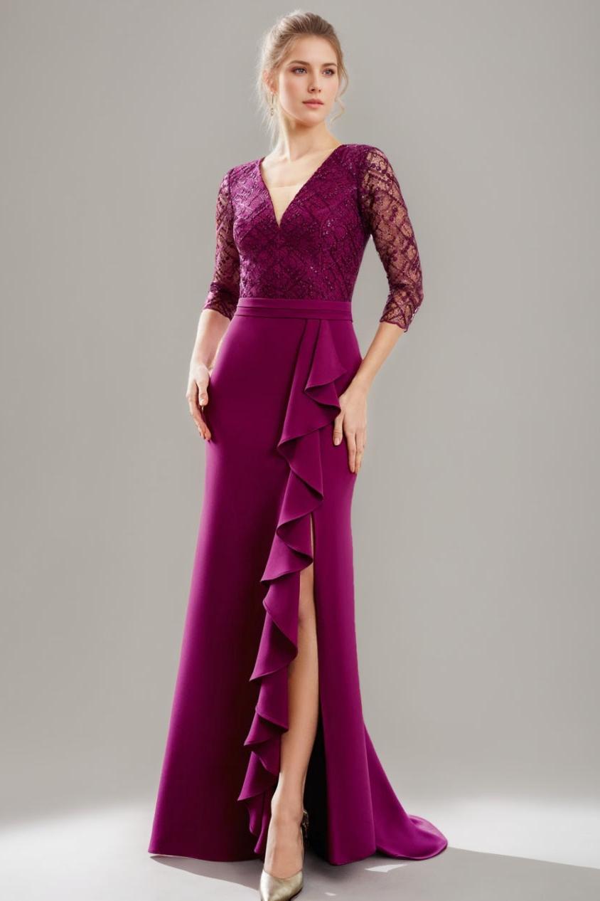 V Neck Long Trumpet Mermaid Mother of the Bride Dress with Slit Ruffles and Tulle Lace