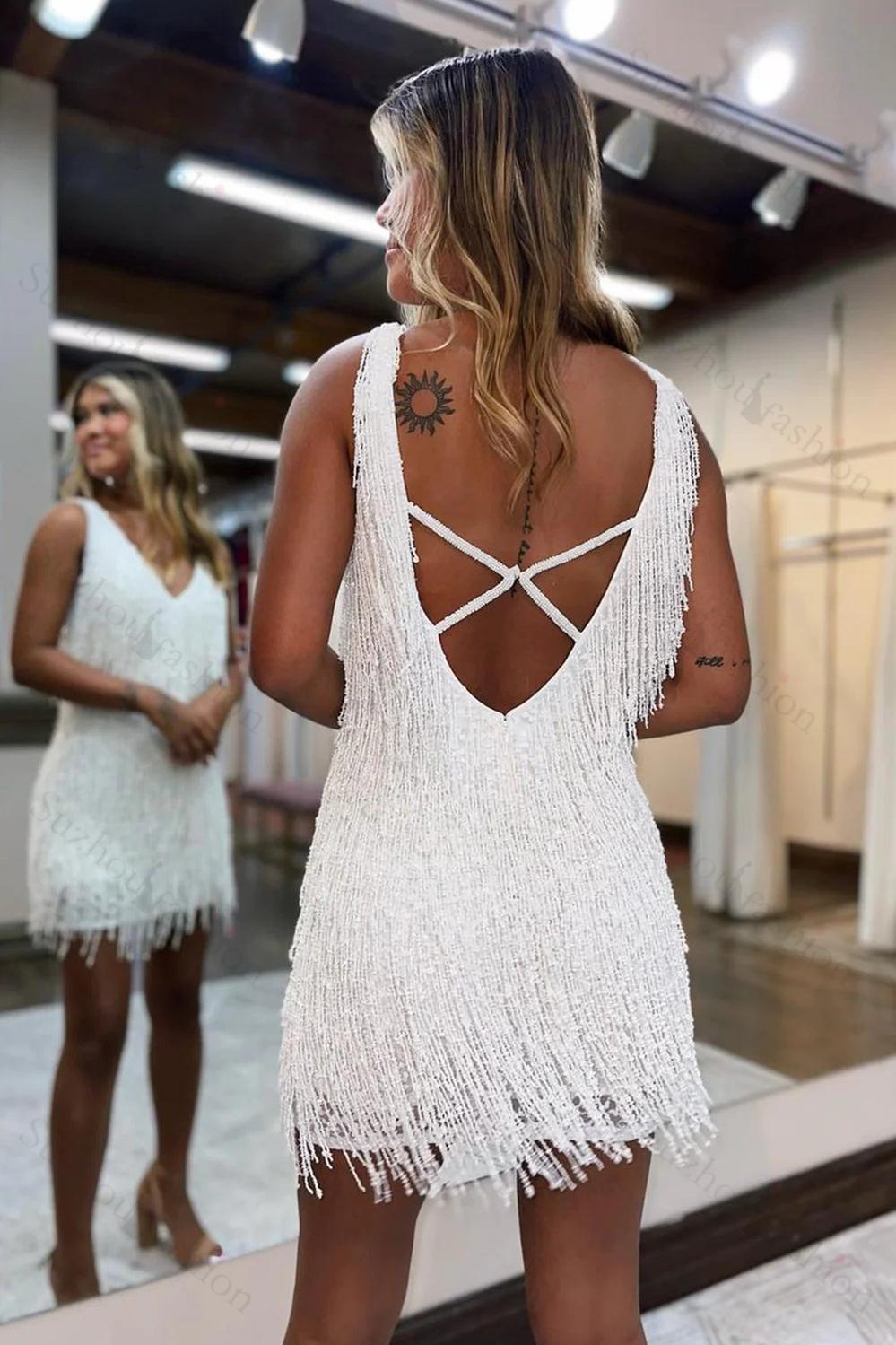V-Neck Homecoming Dresses Backless Tight Short Cocktail Dresses with Fringes