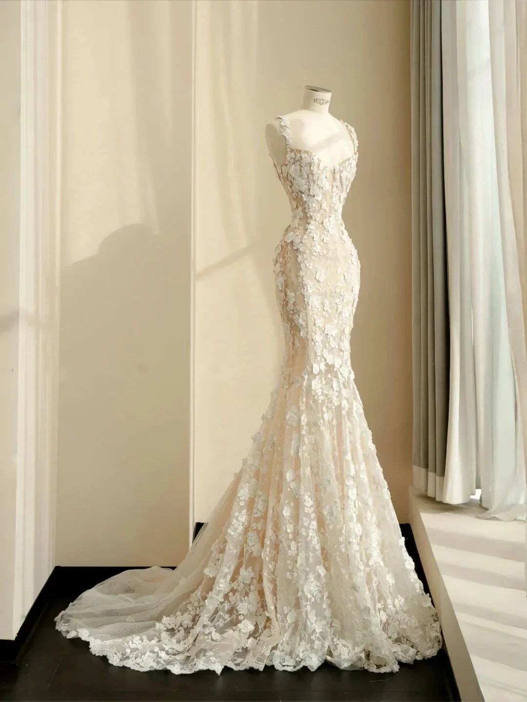 Classy Tulle Lace Appliques Mermaid Prom Evening Dress,Long Wedding Dress (ZD13774) - VelvetHem