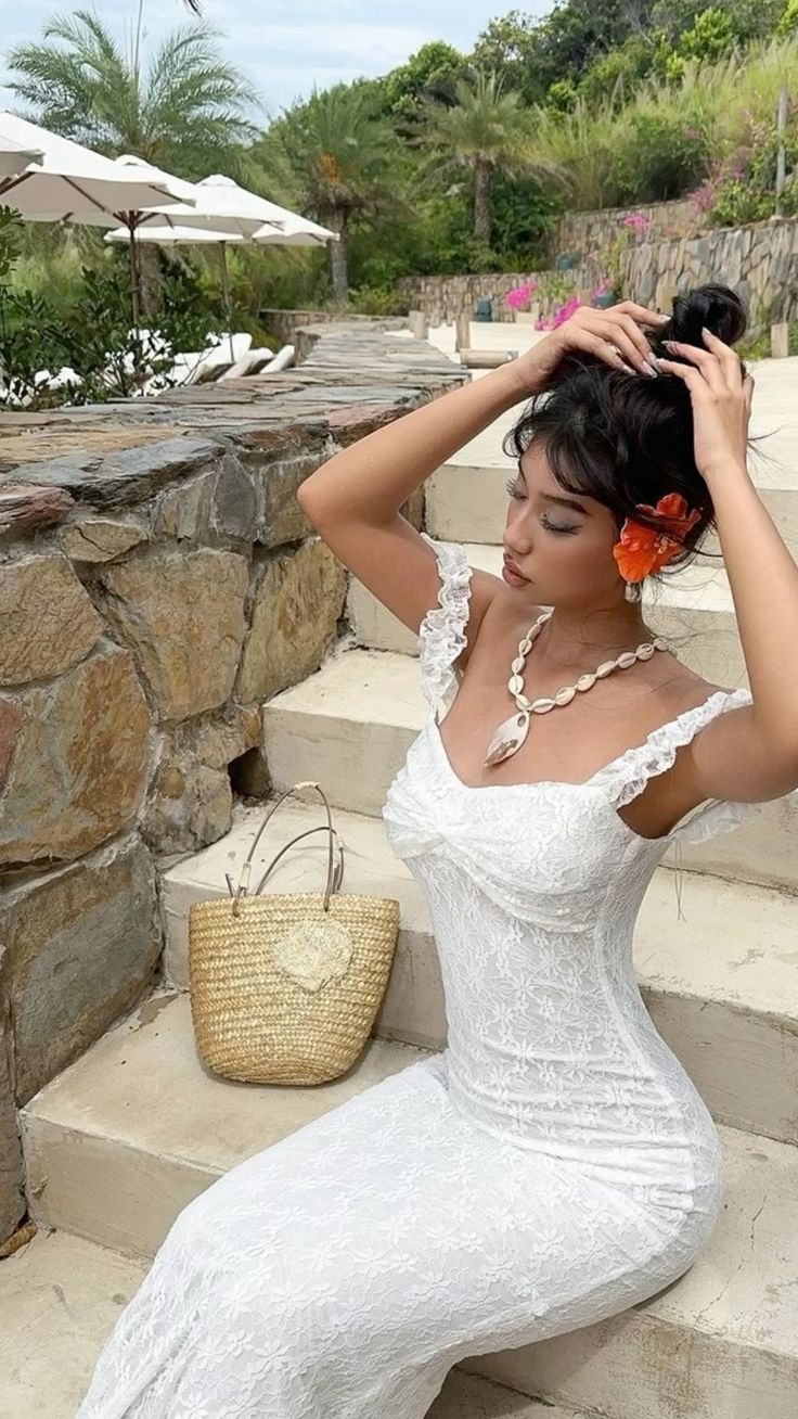 Cute White Lace Sheath Long Party Prom Dress Formal Evening Gown - VelvetHem
