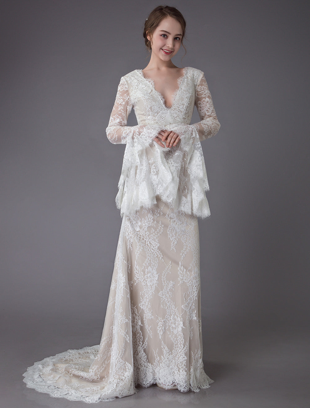 Vintage Deep V Neck Long Sleeves Lace A-Line Beach Wedding Dresses