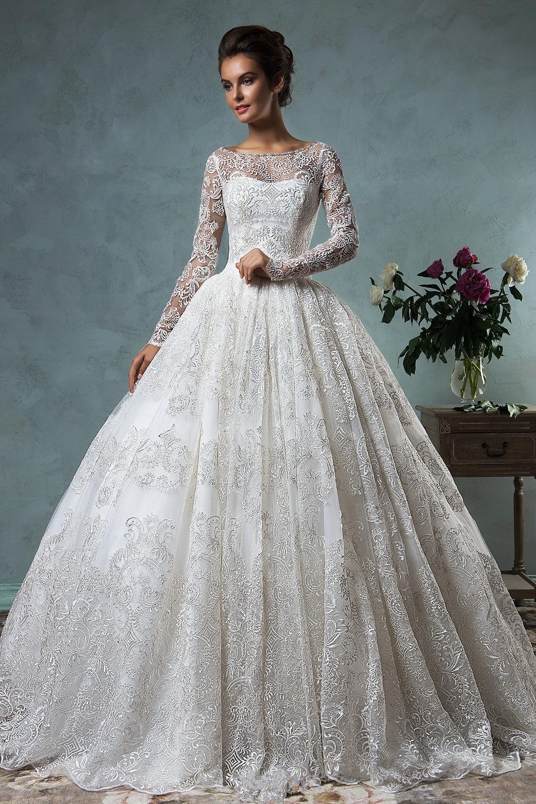 Vintage Long Sleeve Ball Gown Wedding Dress Lace Applique  Princess Dress