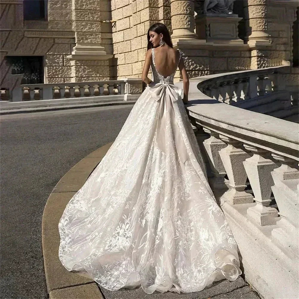 Vintage Spaghetti Straps Vestidos De Novia  Elegant V-Neck Wedding Dresses Appliques Sleeveless Vestido De Noiva (ZD14272)