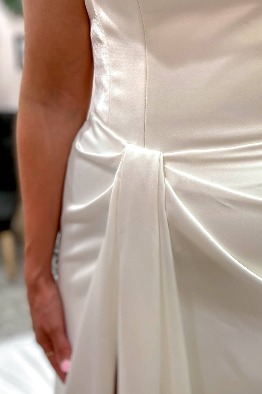 Vintage Sweetheart Floor-length Backless Satin Mermaid Beach Wedding Dress With Split