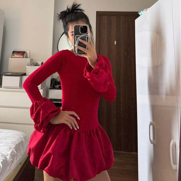 Red Long Sleeves A Line Mini Cocktail Dress Classy Homecoming Dress Y8103 - VelvetHem